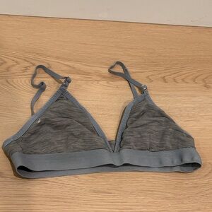 Icebreaker merino wool Siren bra size medium